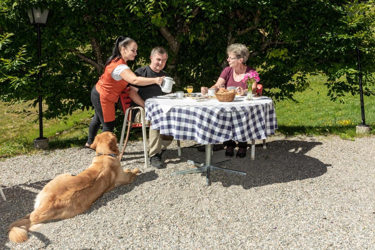 Hotel Gravas Lodge - Das Hotel Fuer Gaeste Mit Hund Vella Luaran gambar