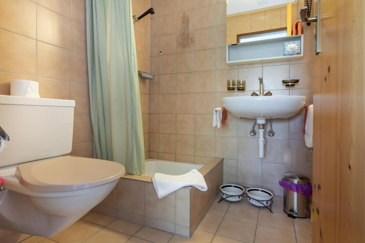 Hotel Gravas Lodge - Das Hotel Fuer Gaeste Mit Hund Vella Luaran gambar